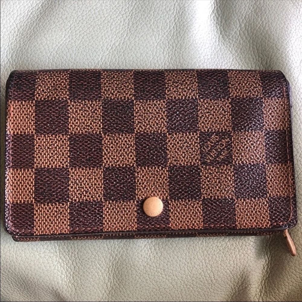 Louis Vuitton wallet
